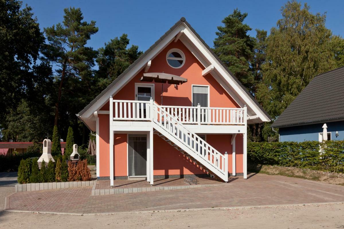 Apartment Unter Den Kiefern Röbel Dış mekan fotoğraf